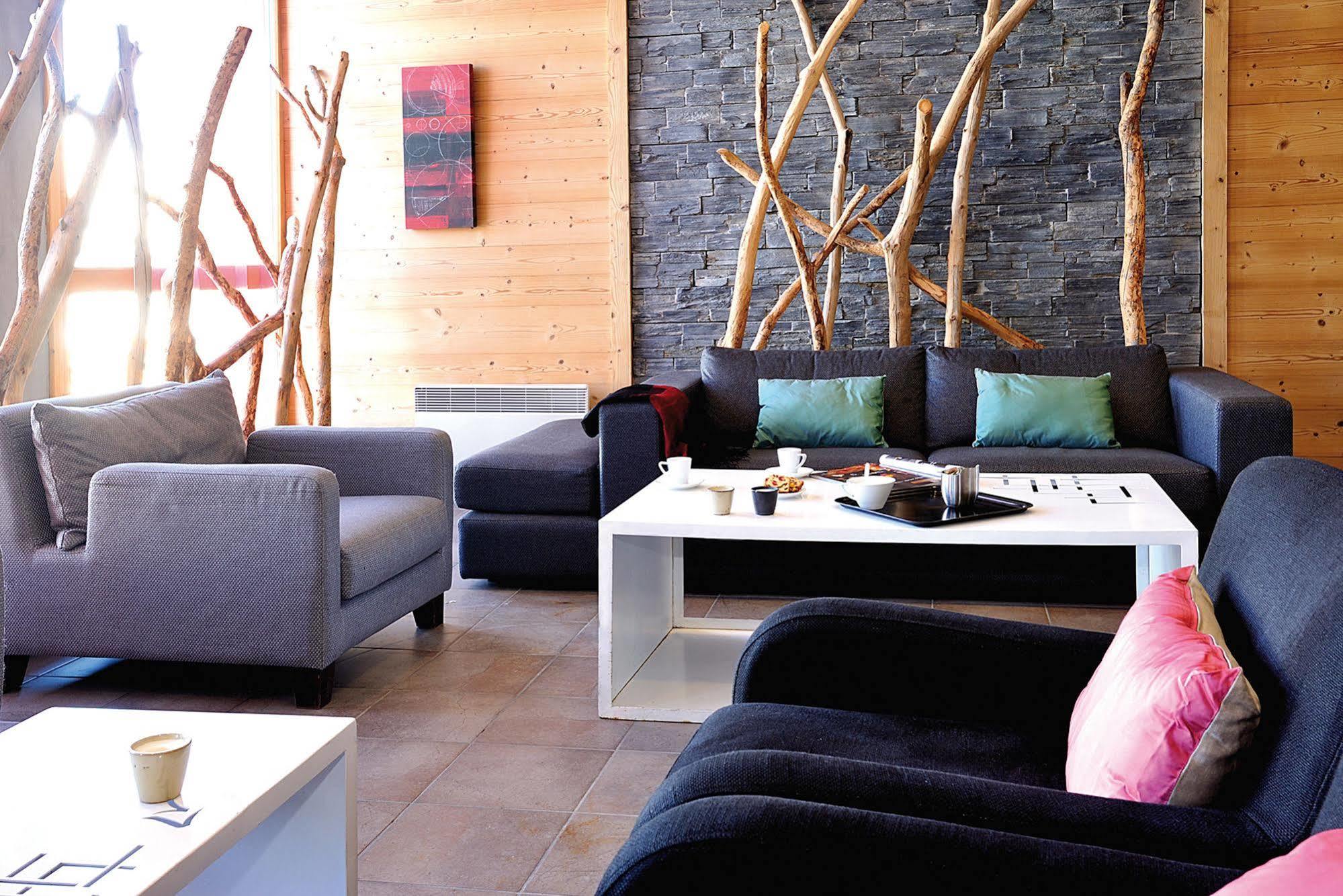 Holiday park Lagrange Le Roc Belle Face 4*